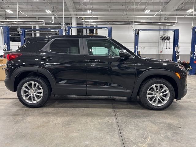 Used 2024 Chevrolet TrailBlazer LS w/ LS Convenience Package image 8