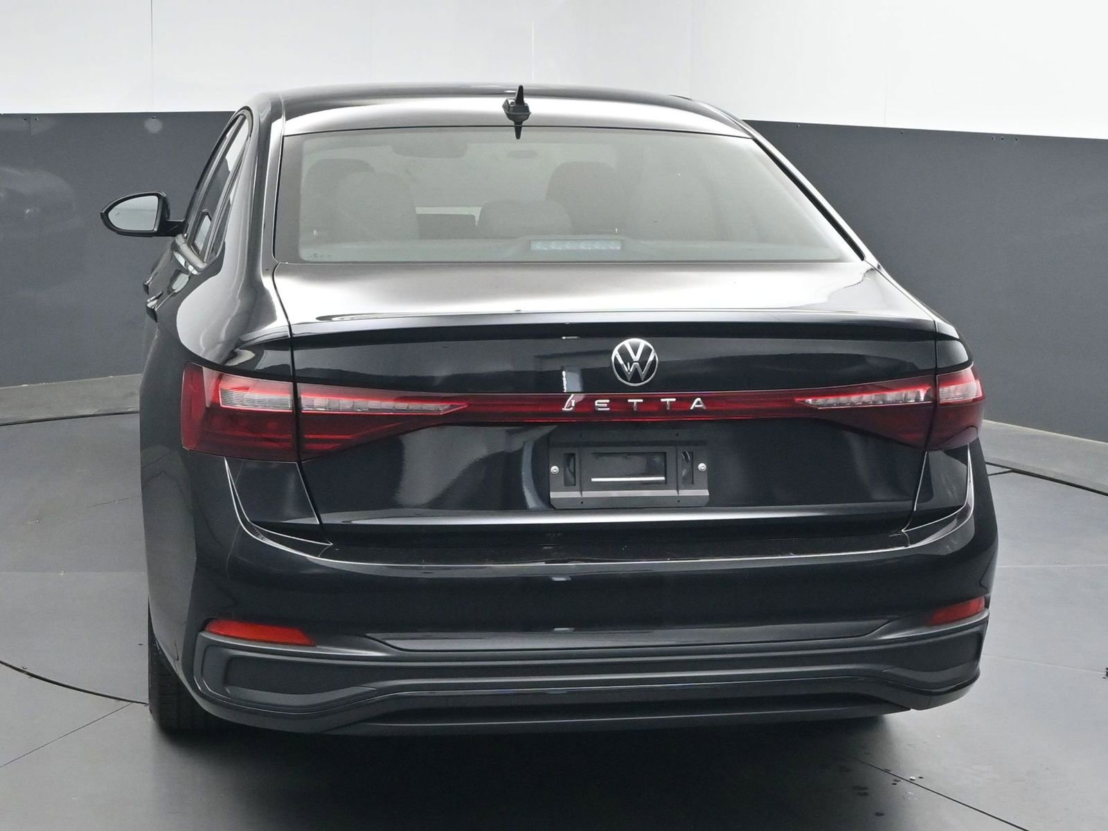 Used 2025 Volkswagen Jetta Sport FWD image 6