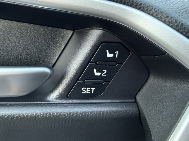 Used 2024 Toyota RAV4 XLE Premium image 37