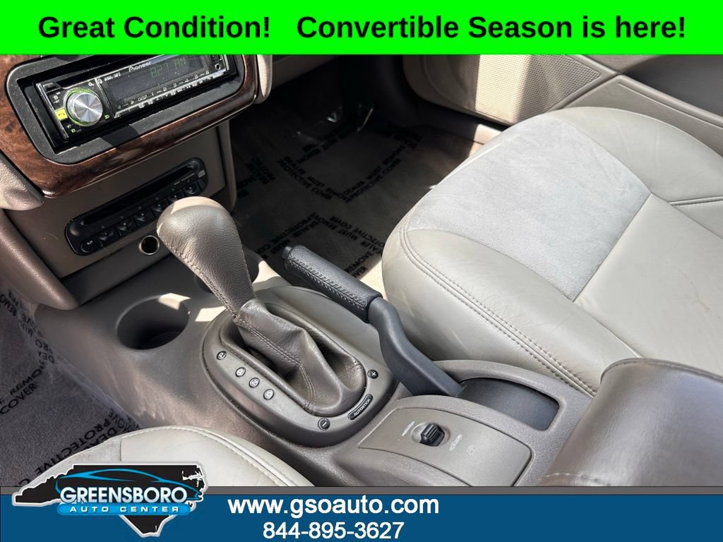 Used 2004 Chrysler Sebring Limited w/ Driver Convenience Group FWD image 25