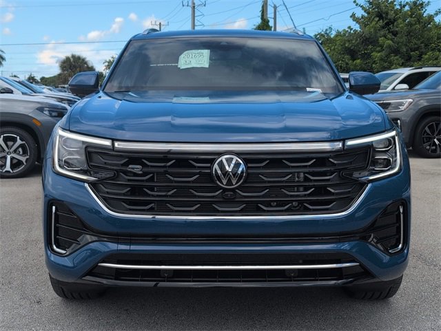 New 2026 Volkswagen Atlas Cross Sport SEL Premium R-Line image 3