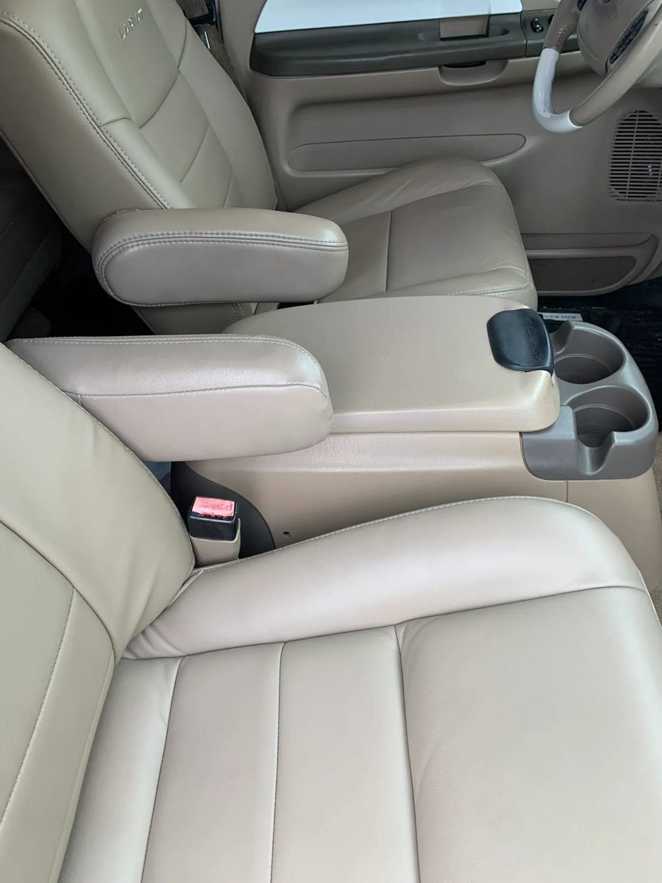 Used 2003 Ford F350 Lariat image 21