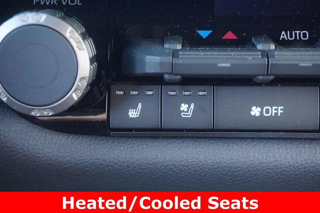 New 2026 Toyota Tundra Limited AWD/4WD image 9