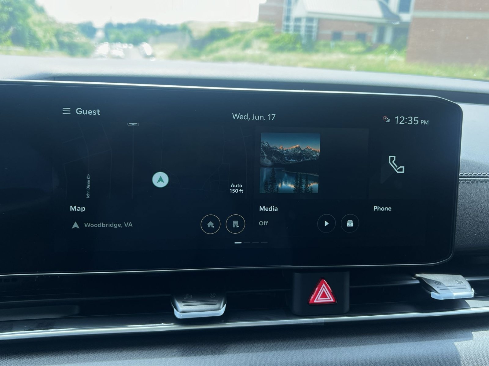 New 2026 Kia Carnival EX FWD image 23