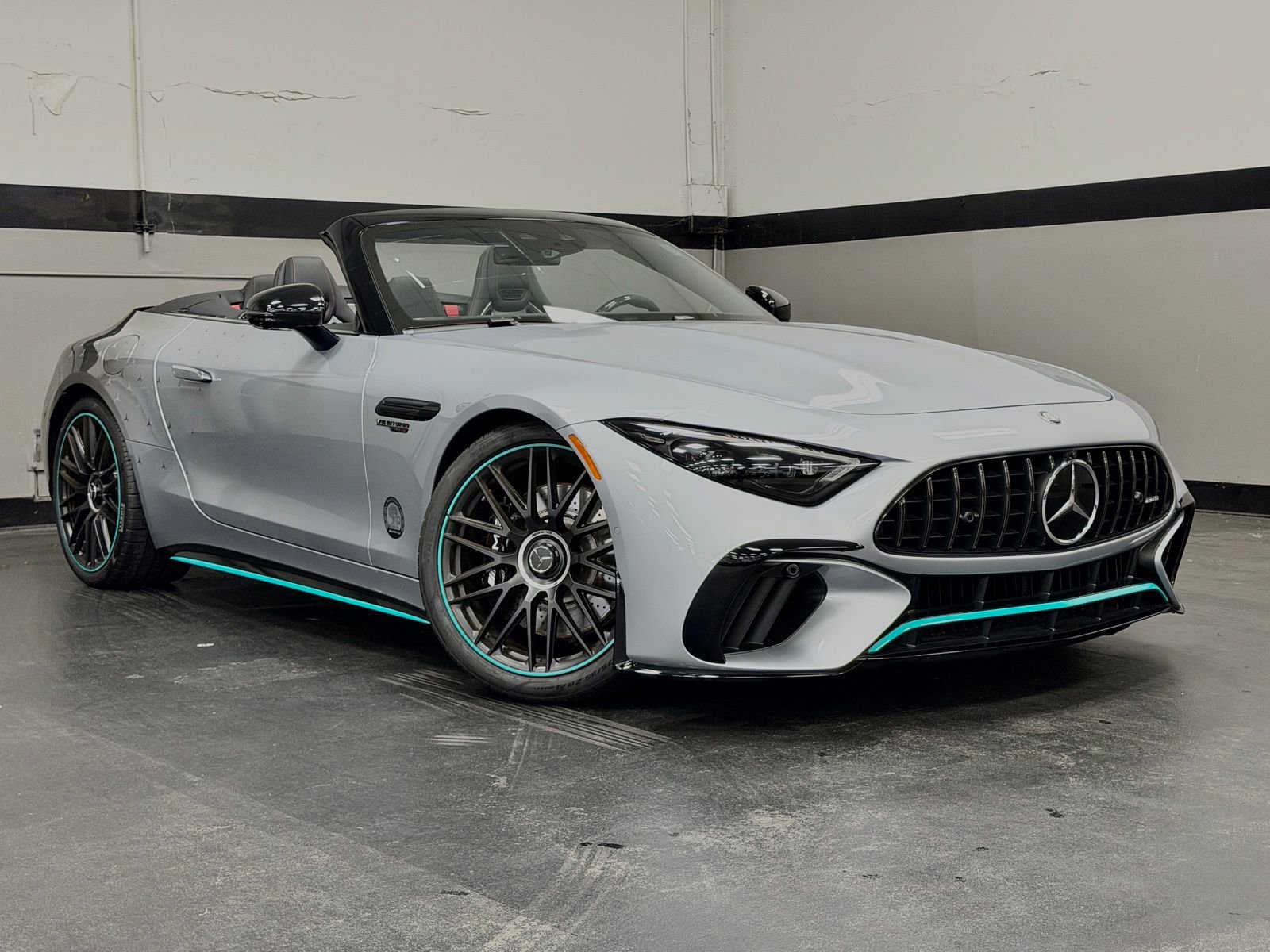 Used 2024 Mercedes-Benz SL 63 AMG 4MATIC image 2