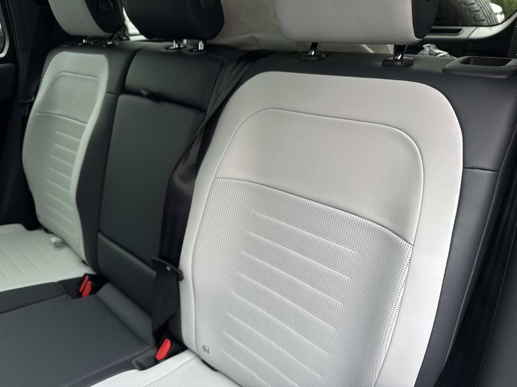 New 2026 Land Rover Defender 110 image 13