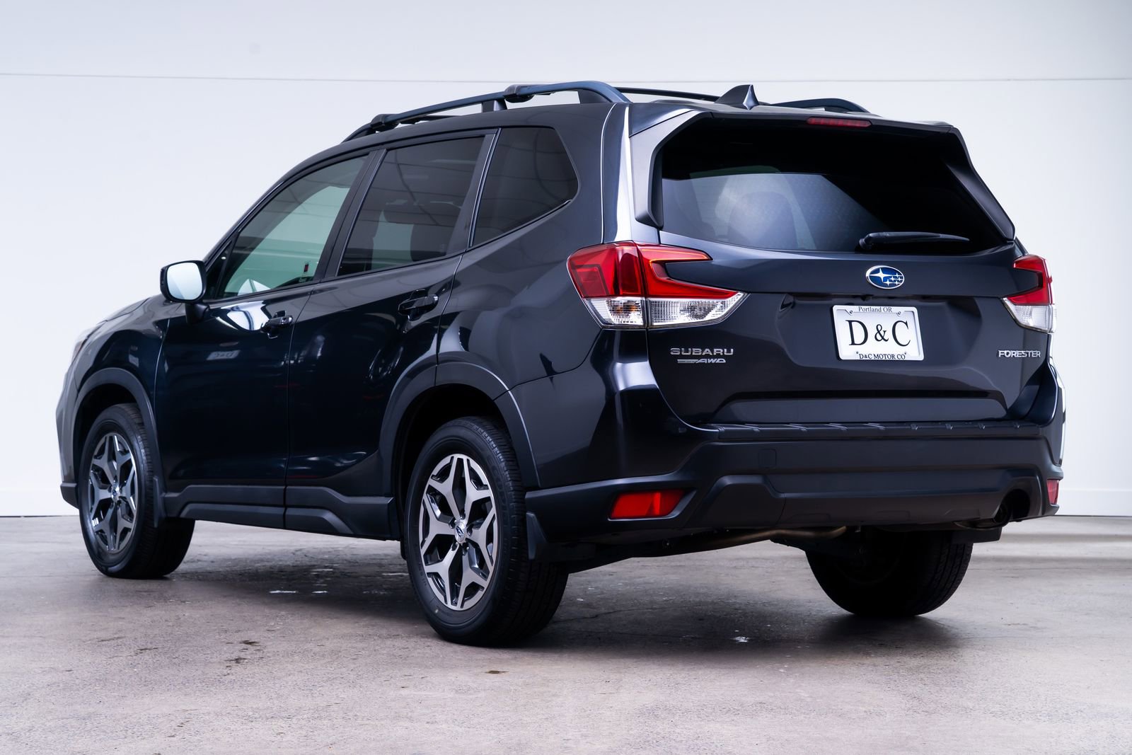 Used 2019 Subaru Forester Premium AWD/4WD image 4