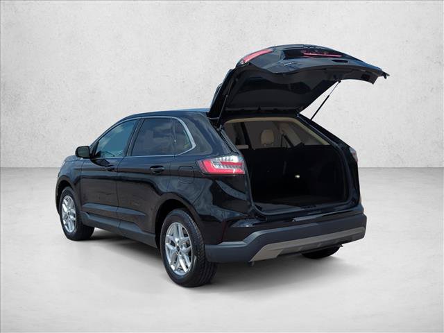 Used 2024 Ford Edge SEL AWD/4WD image 9