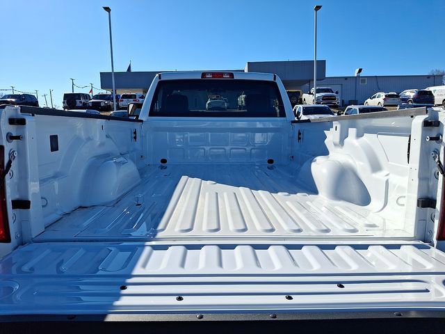 Used 2024 RAM 2500 Tradesman w/ Chrome Appearance Group image 28