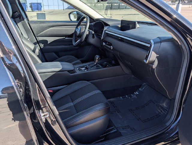 Used 2026 MAZDA CX-50 AWD 2.5 S w/ Preferred Pkg image 9
