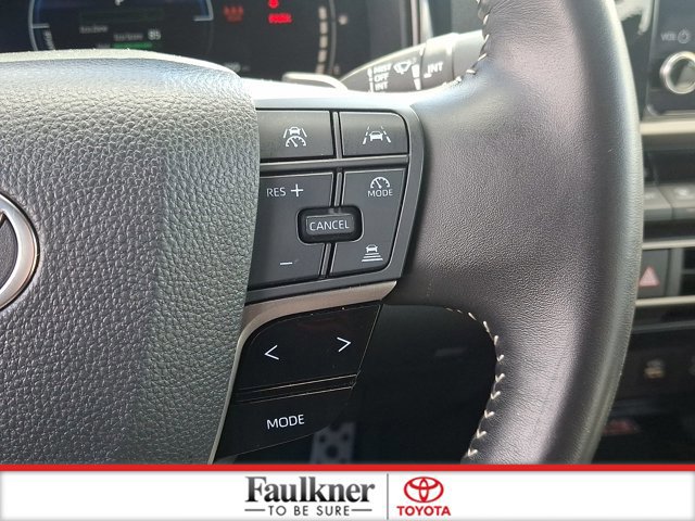 Certified 2025 Toyota Camry SE FWD image 21