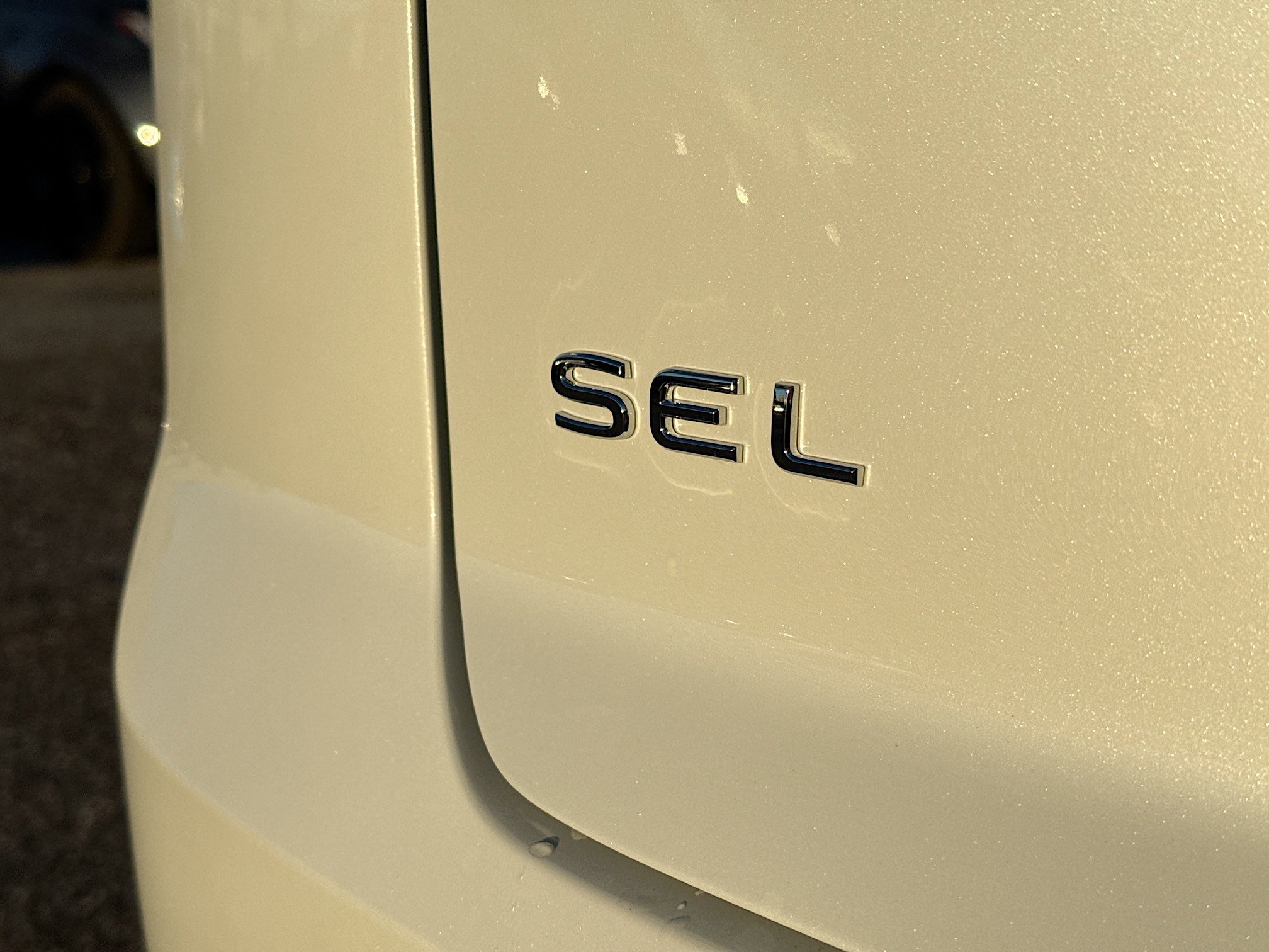 New 2026 Volkswagen Atlas Cross Sport SEL Premium R-Line image 11