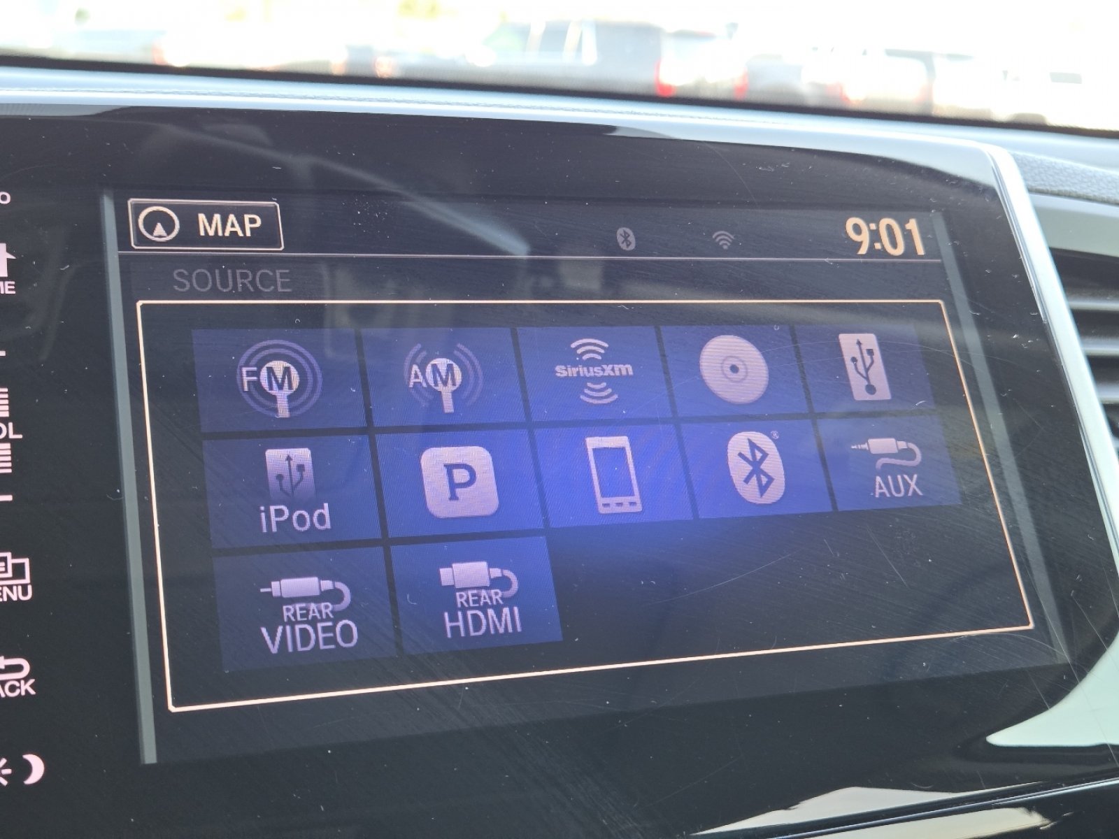 Used 2018 Honda Pilot Elite image 32