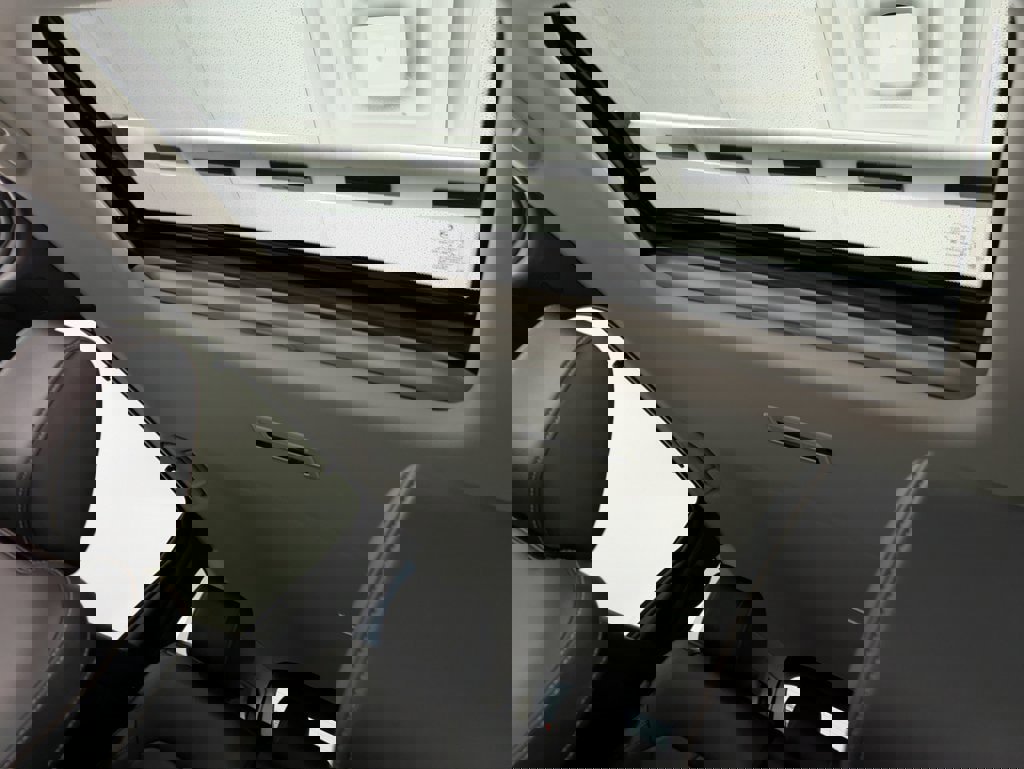 Certified 2024 MAZDA CX-90 Plug-In Hybrid w/ Preferred image 20