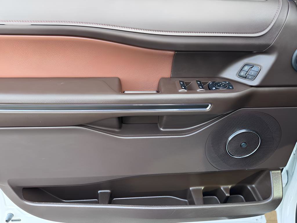 Used 2024 Ford Expedition Max King Ranch image 30