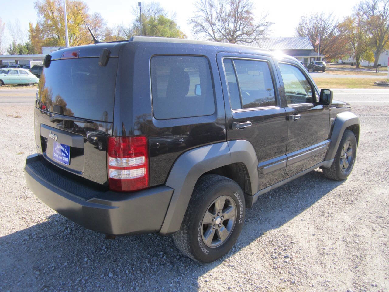 Used 2011 Jeep Liberty Renegade image 6