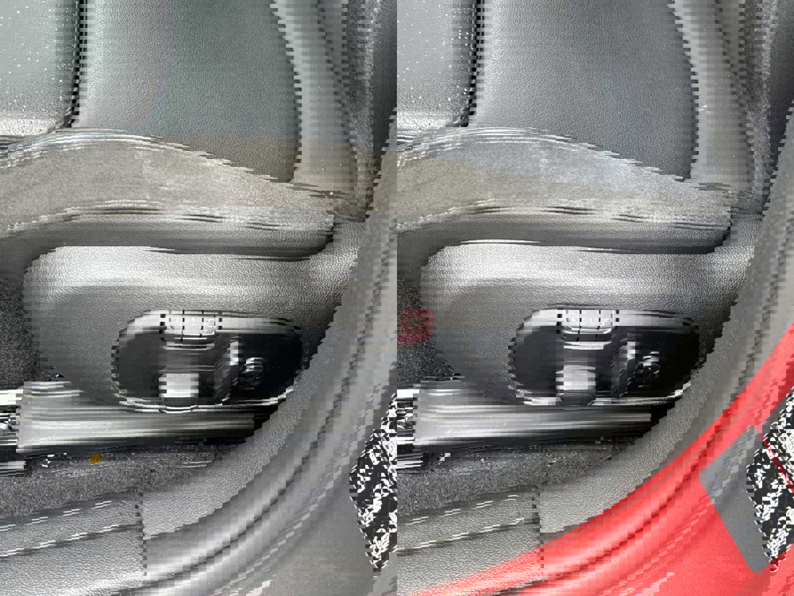 Certified 2024 MINI Cooper Clubman S image 20