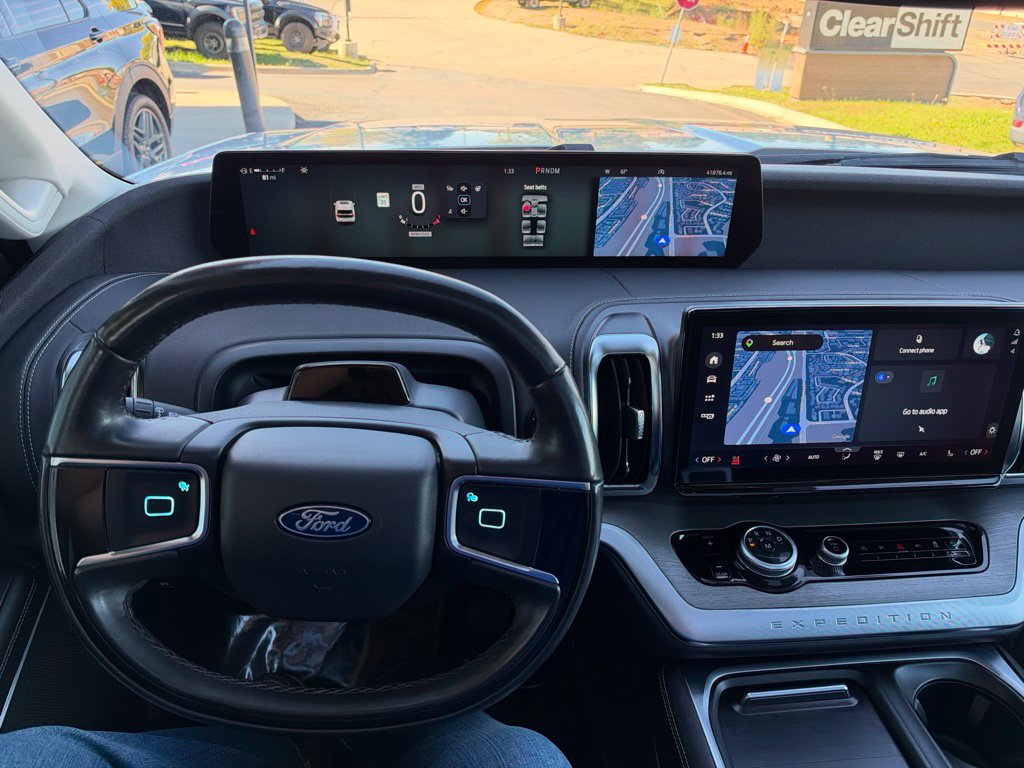 Used 2025 Ford Expedition Max Platinum AWD/4WD image 11