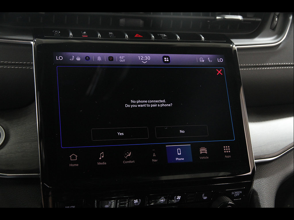 Used 2023 Jeep Grand Cherokee Overland w/ Adv Protech Group III AWD/4WD image 13