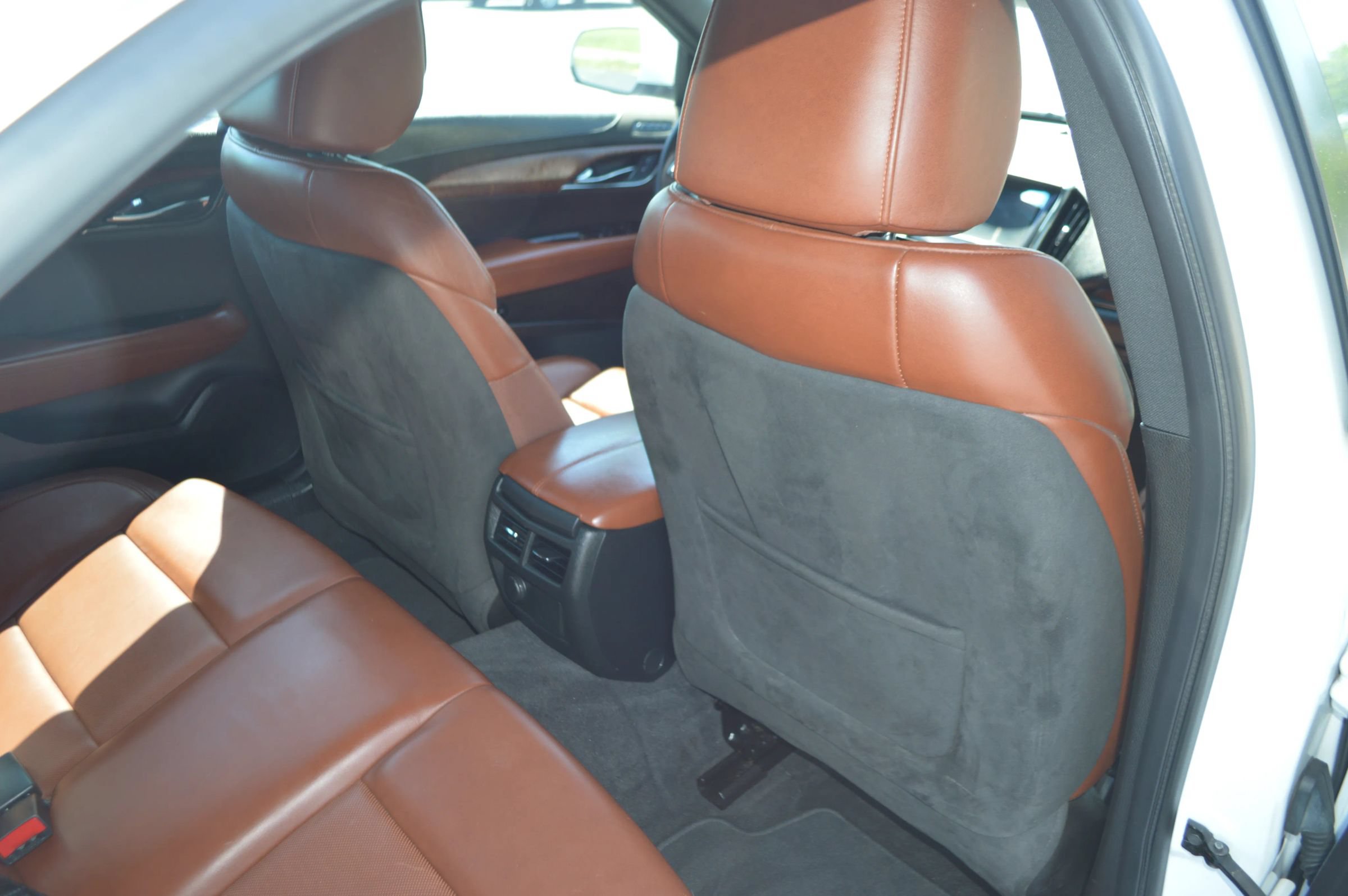 Used 2015 Cadillac ATS Performance w/ Cold Weather Package AWD/4WD image 27