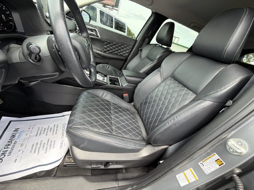 Used 2022 Mitsubishi Outlander SEL AWD/4WD image 15