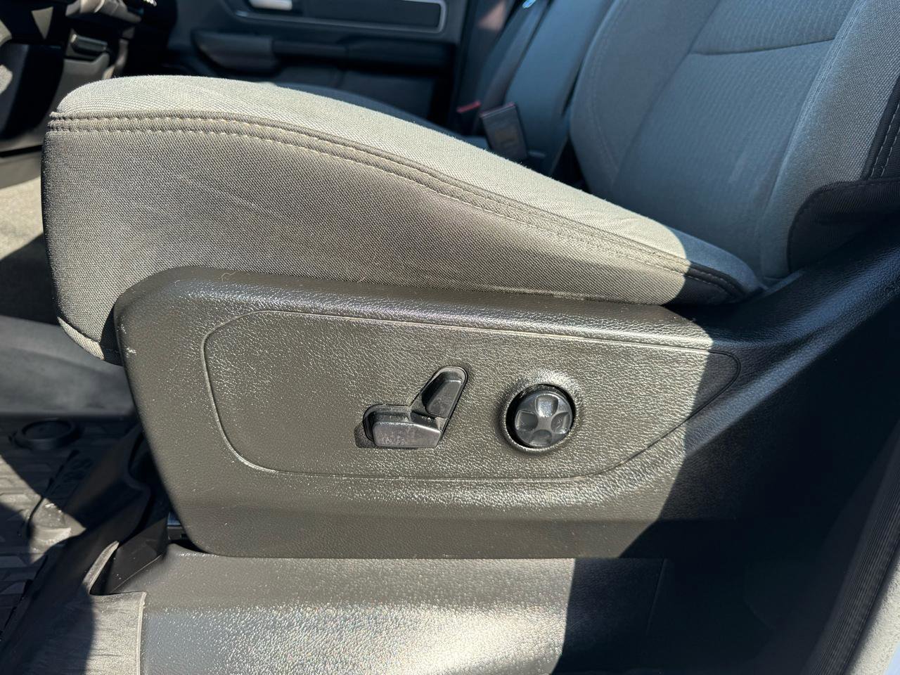 Used 2020 RAM 1500 Big Horn image 15