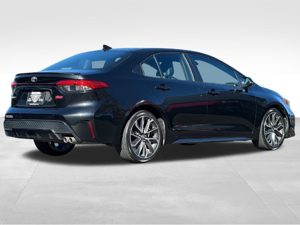 Used 2020 Toyota Corolla XSE FWD image 6