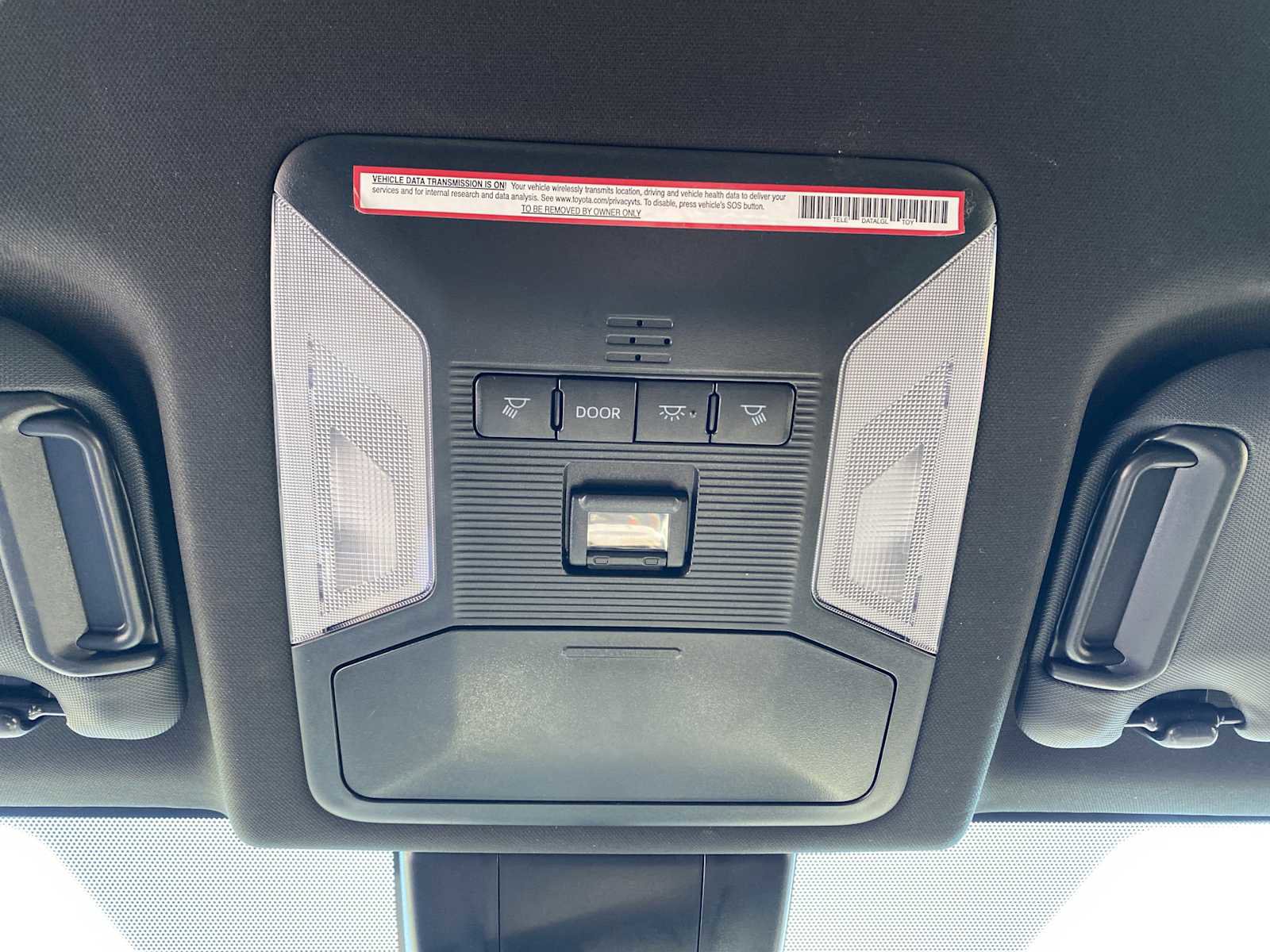 Used 2022 Toyota RAV4 SE image 22