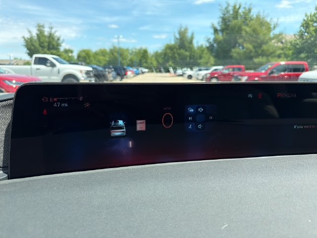 New 2026 Lincoln Navigator L Reserve AWD/4WD image 24