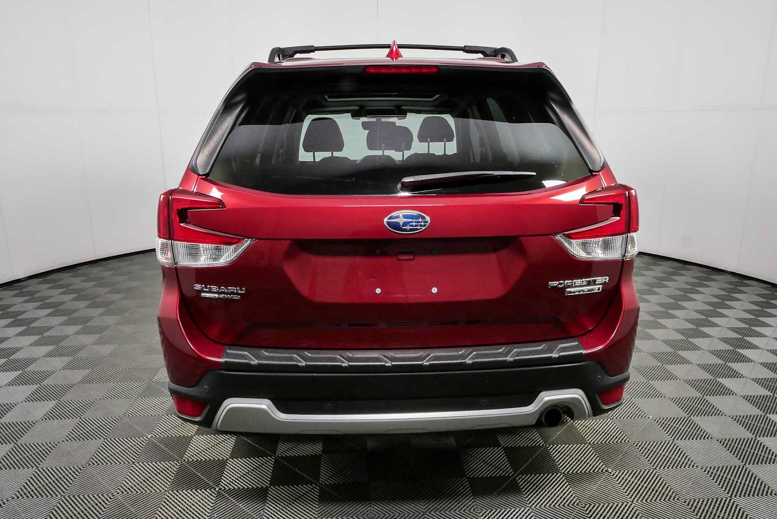 Used 2020 Subaru Forester Touring AWD/4WD image 29