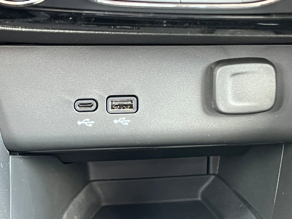 New 2026 Buick Encore GX Sport Touring w/ Comfort Package image 27