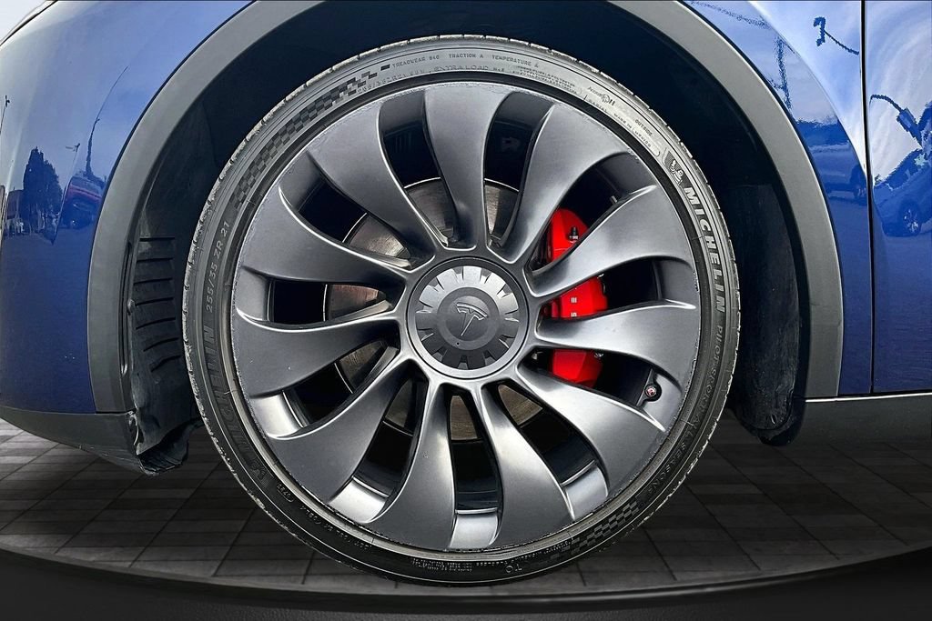 Used 2023 Tesla Model Y Performance AWD/4WD image 8