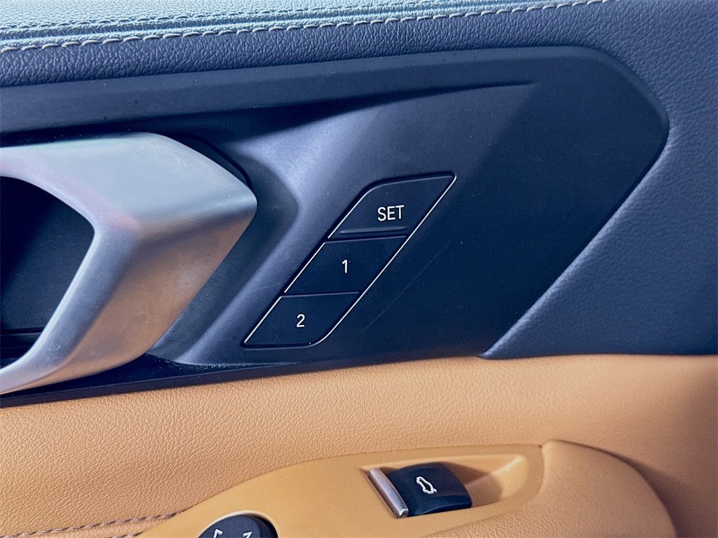 Used 2023 BMW X5 sDrive40i w/ M Sport Package image 21