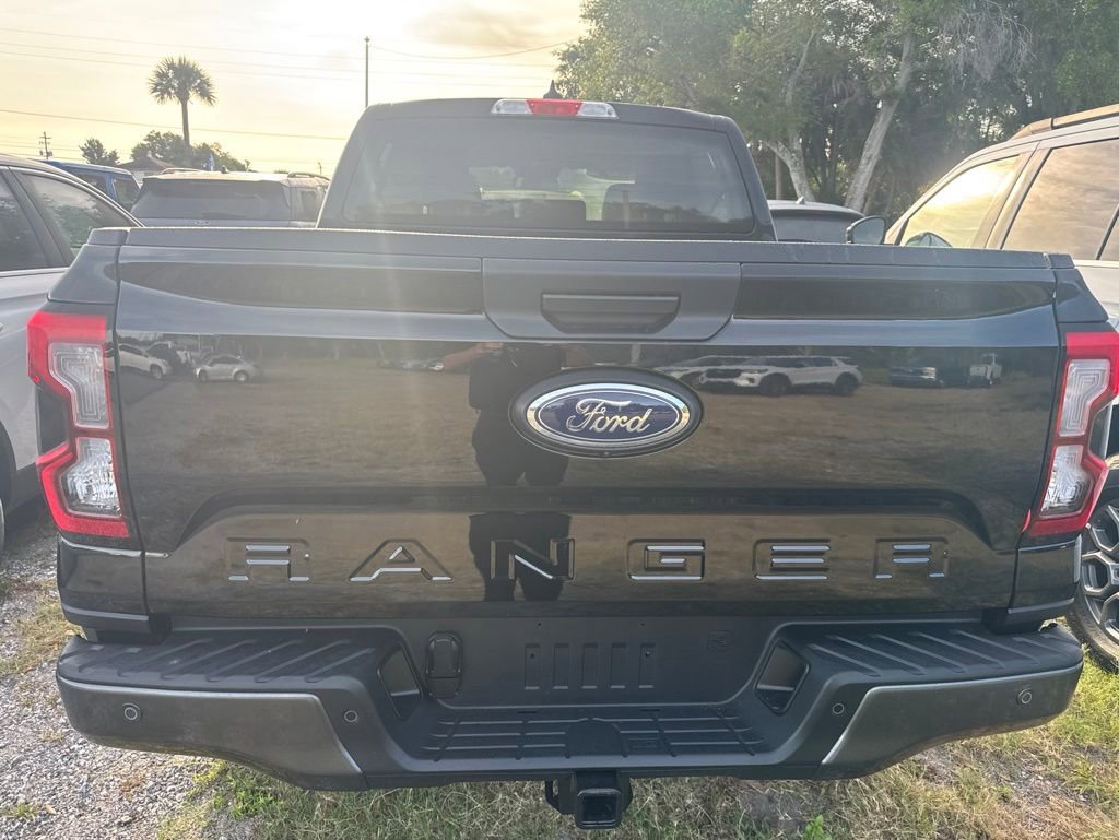 Used 2025 Ford Ranger XLT w/ FX4 Off-Road Package AWD/4WD image 4
