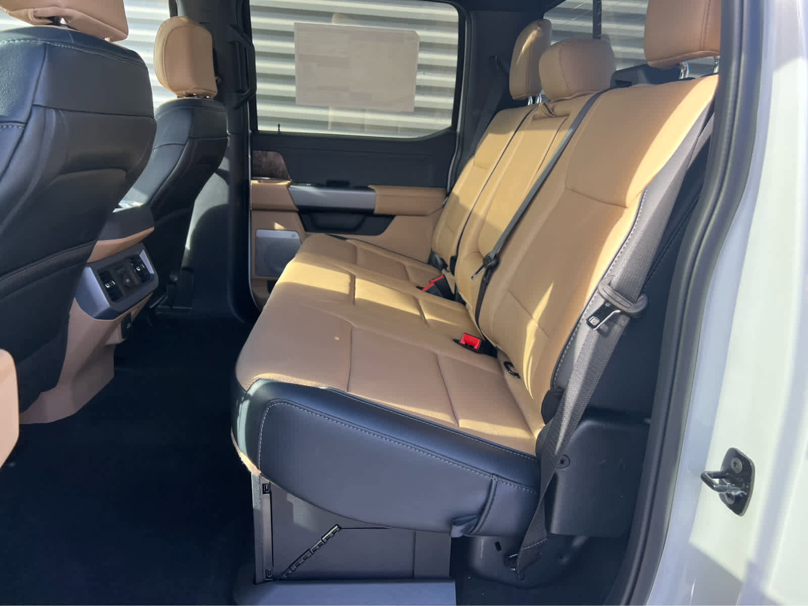 New 2026 Ford F250 Lariat w/ Lariat Premium Package AWD/4WD image 25