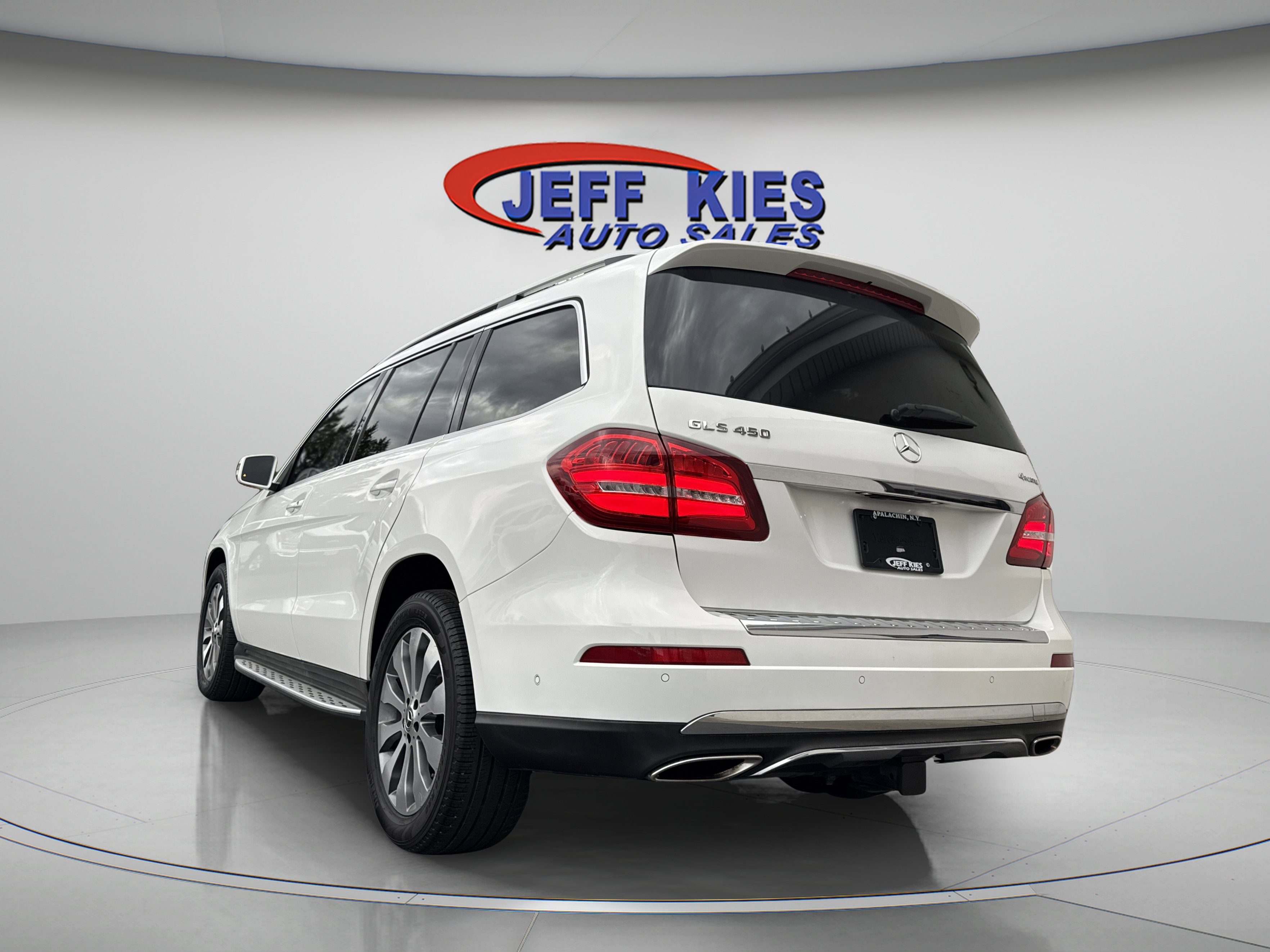 Used 2019 Mercedes-Benz GLS 450 4MATIC image 5
