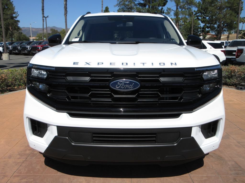 Certified 2025 Ford Expedition Max Active RWD image 7