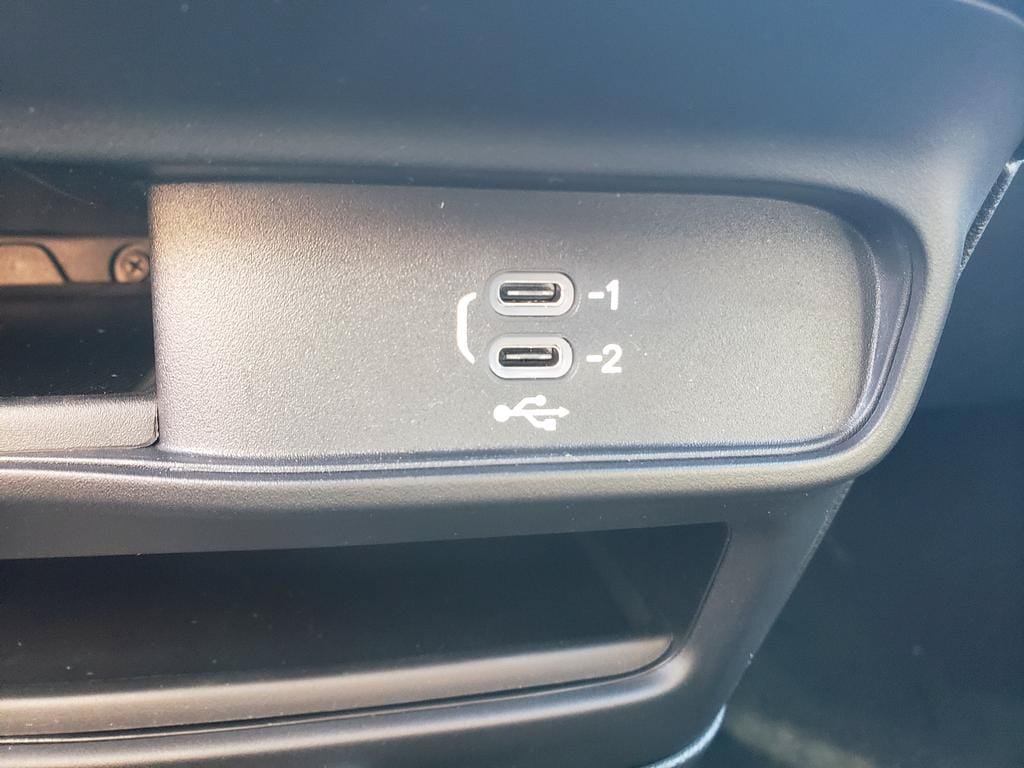 New 2026 Chrysler Voyager LX FWD image 21