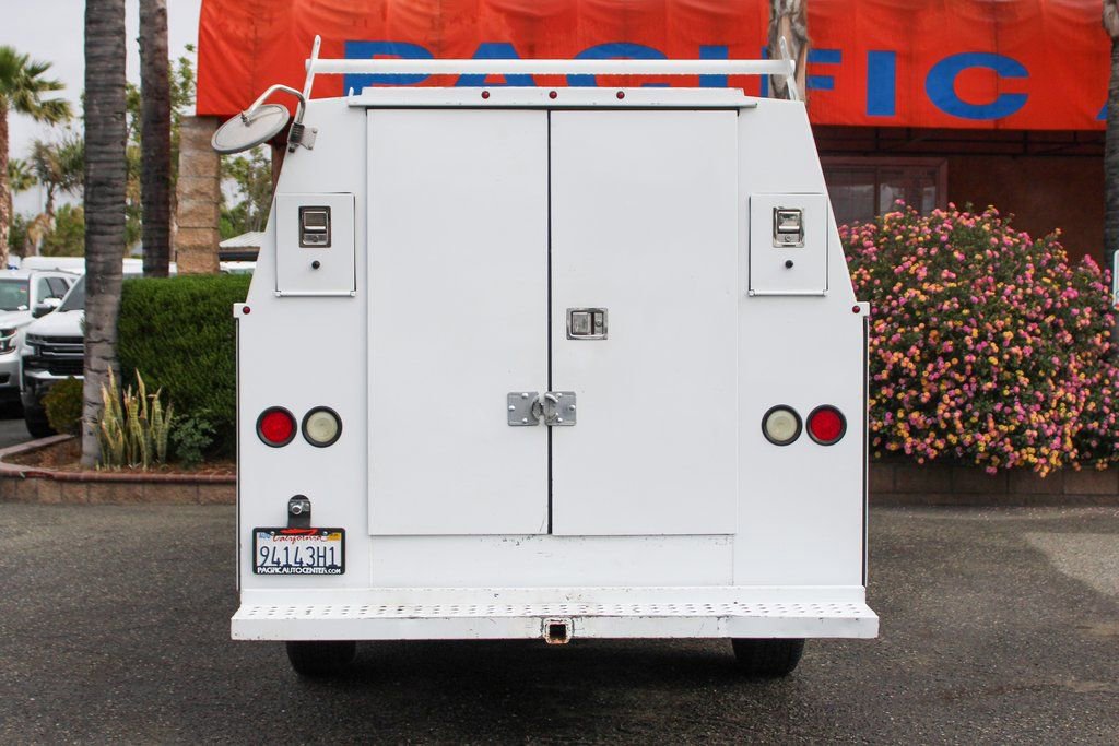 Used 2014 Ford E-350 and Econoline 350 Super Duty w/ Power Windows & Locks Group RWD image 7