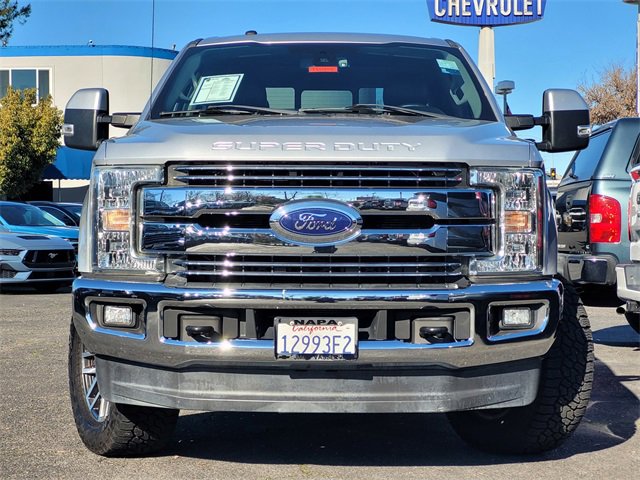 Used 2017 Ford F250 Lariat w/ Lariat Ultimate Package image 3