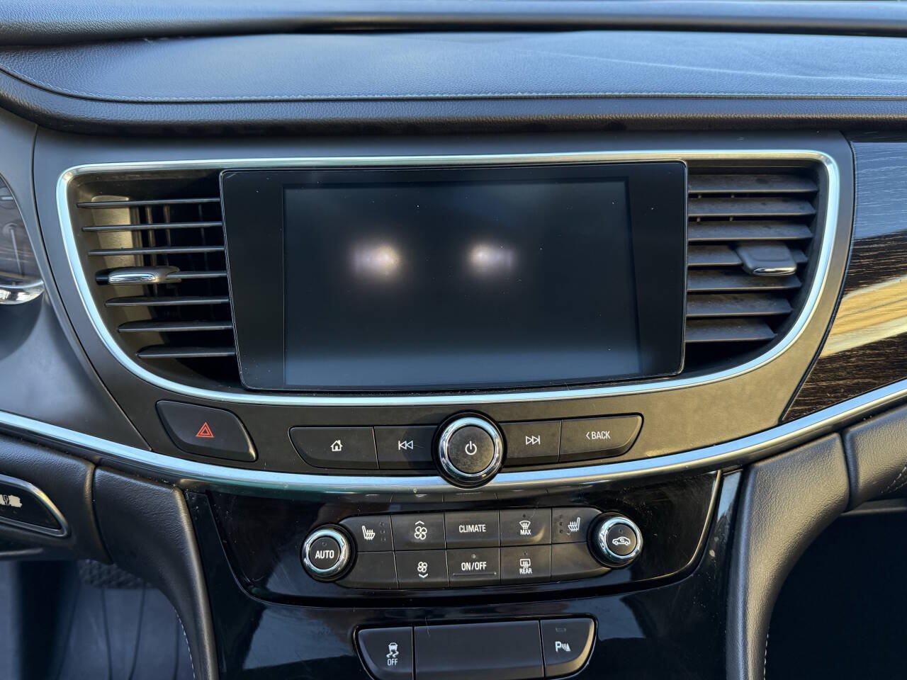 Used 2019 Buick LaCrosse Essence w/ Sun and Shade Package FWD image 32