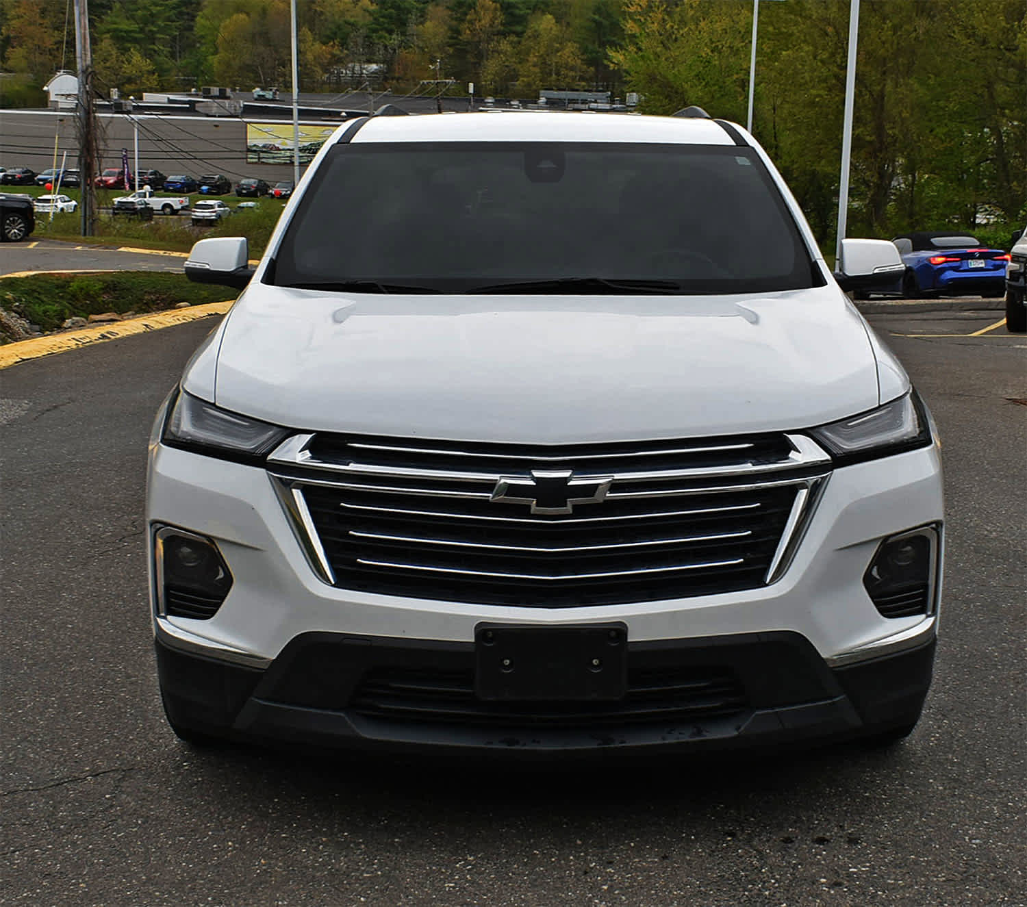 Used 2023 Chevrolet Traverse LT AWD/4WD image 5