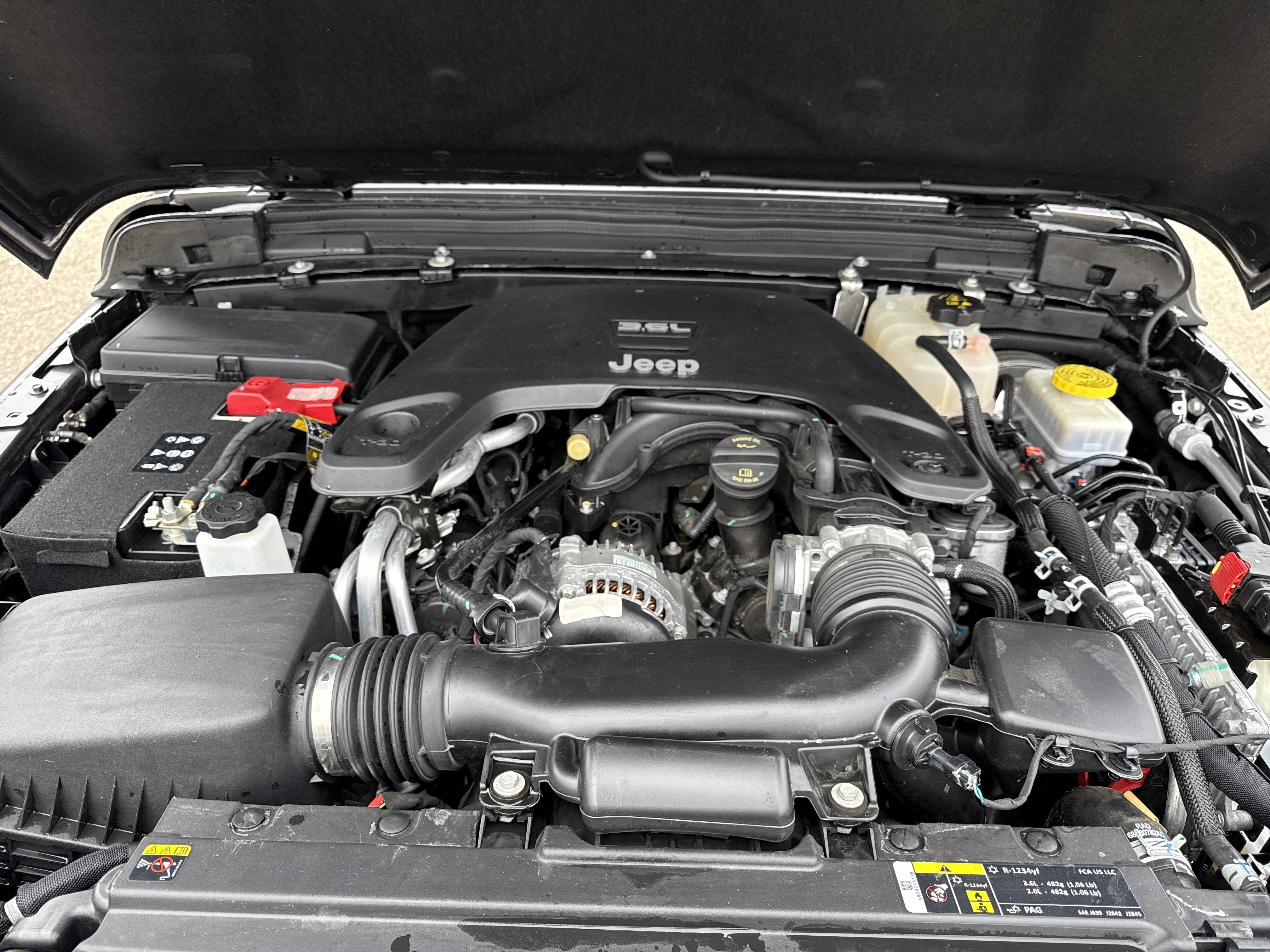 Used 2020 Jeep Wrangler Unlimited Sport AWD/4WD image 13