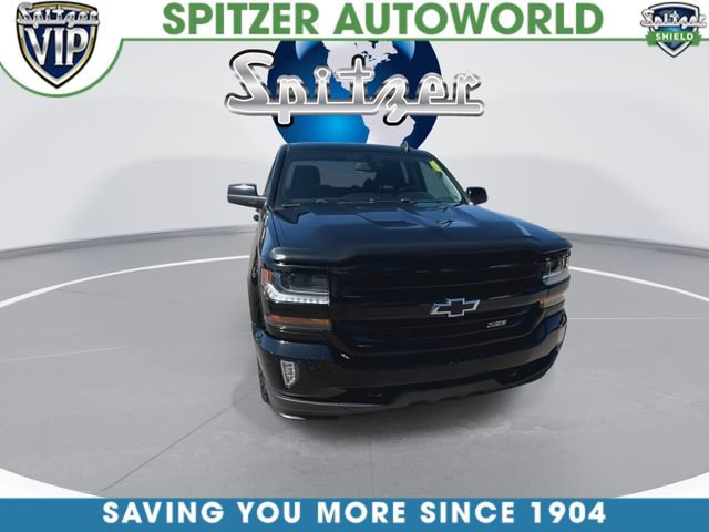 Used 2018 Chevrolet Silverado 1500 LT w/ Midnight Edition AWD/4WD image 5