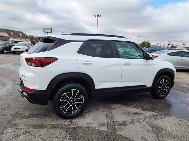 Certified 2022 Chevrolet TrailBlazer ACTIV image 2