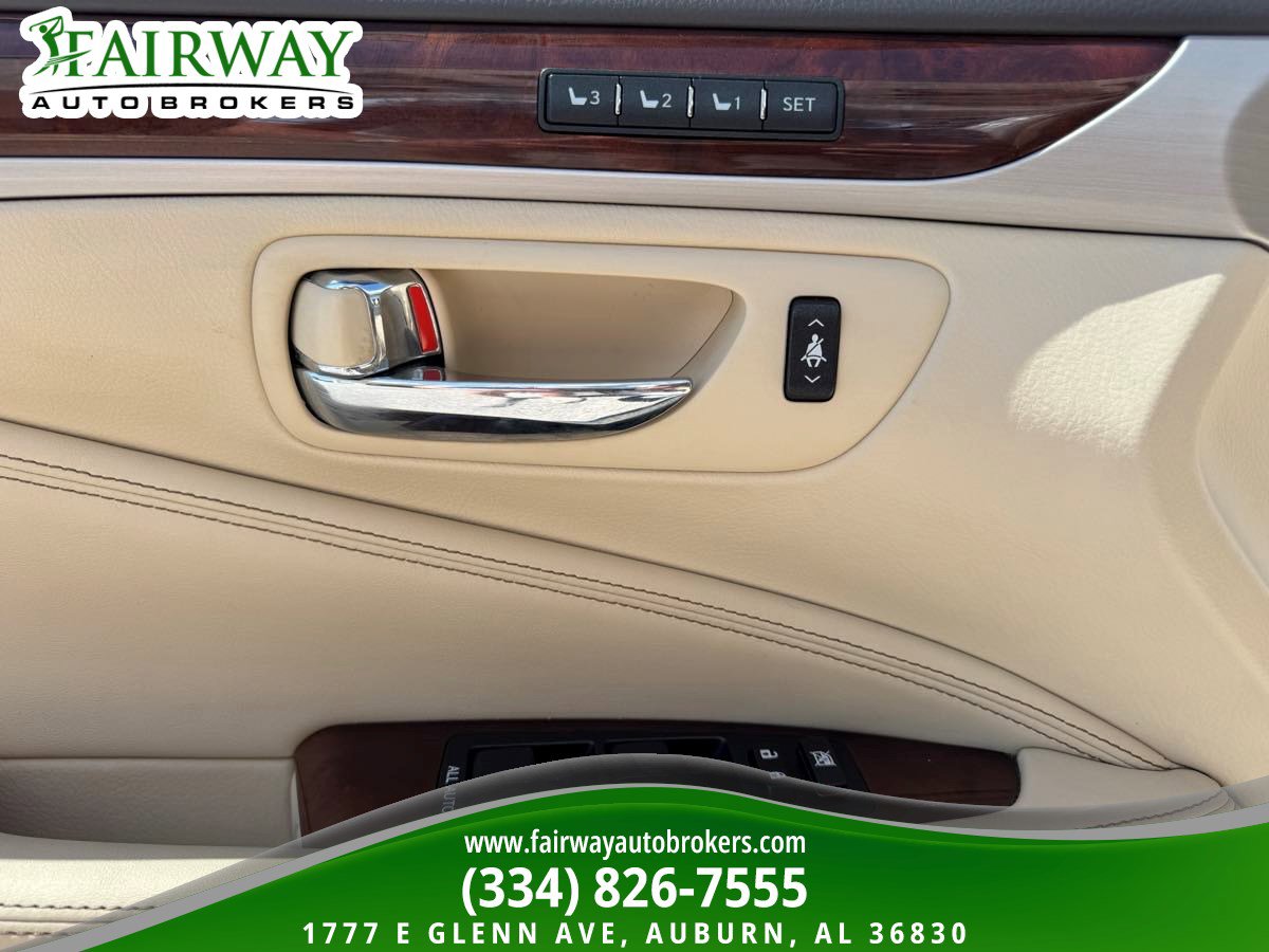 Used 2015 Lexus LS 460 L RWD image 15
