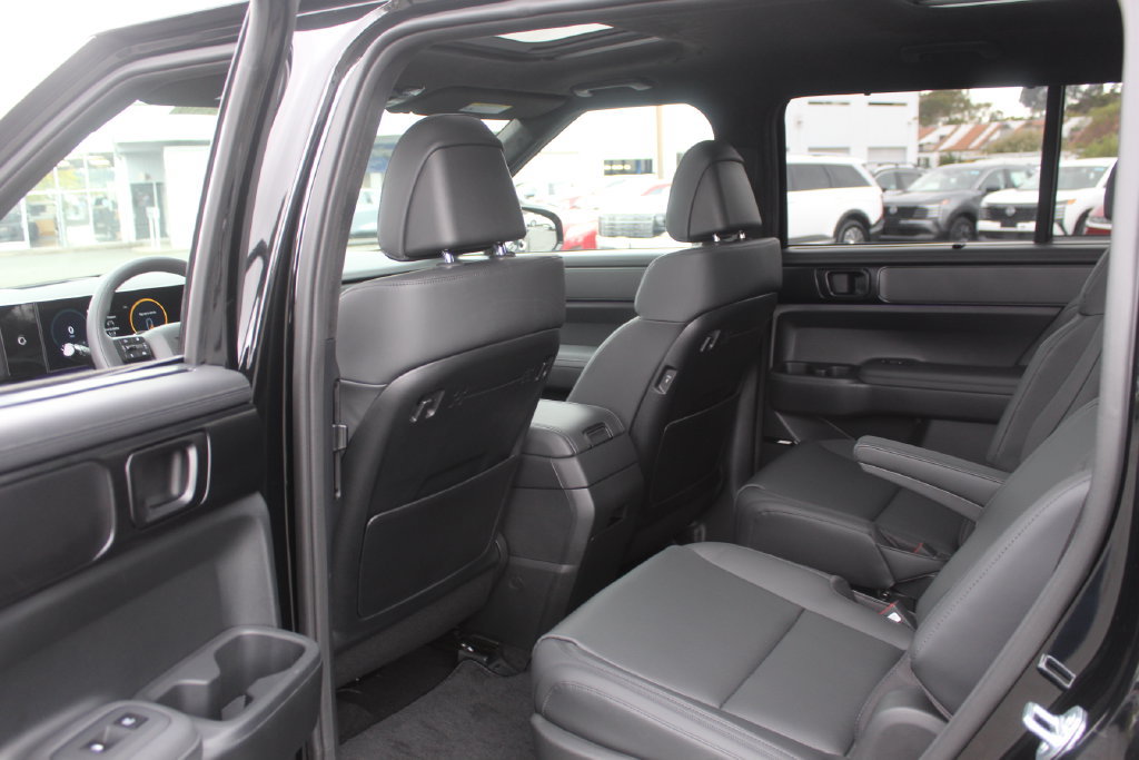 New 2026 Hyundai Santa Fe Calligraphy AWD/4WD image 19