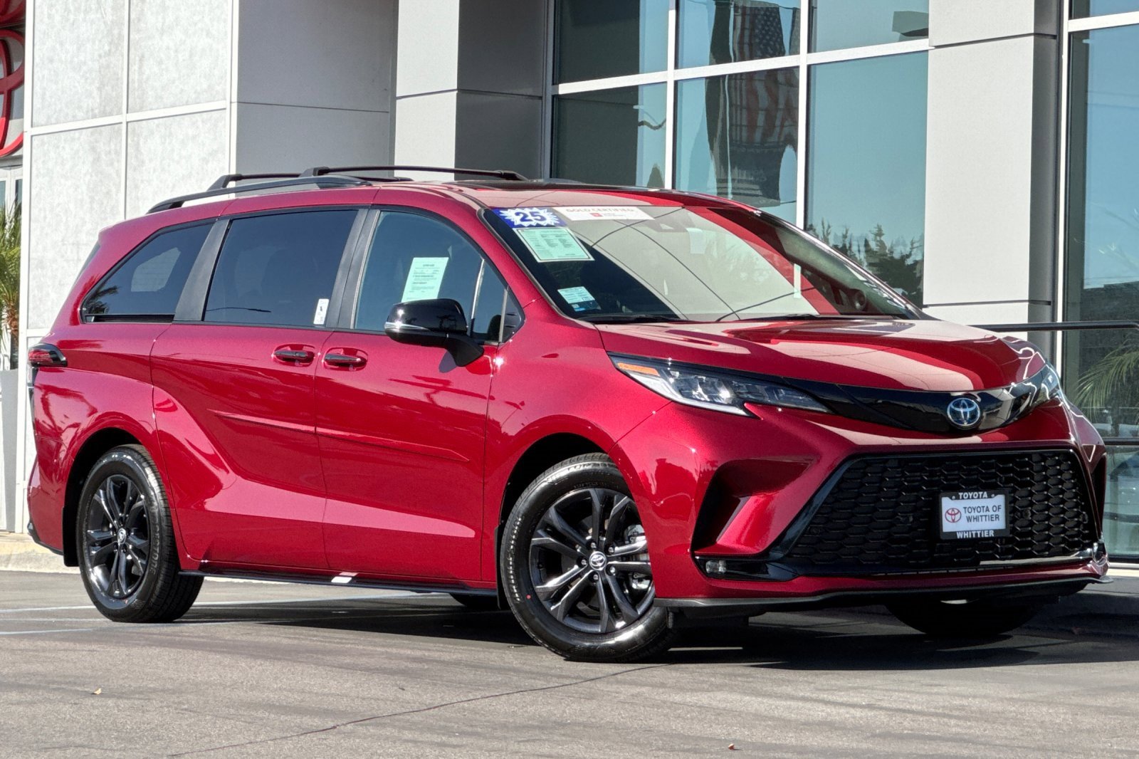 Certified 2025 Toyota Sienna XSE image 2