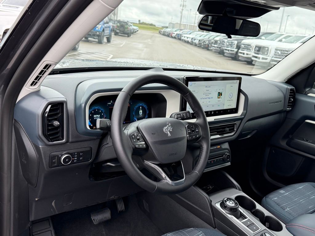 New 2025 Ford Bronco Sport Heritage w/ Convenience Package AWD/4WD image 4