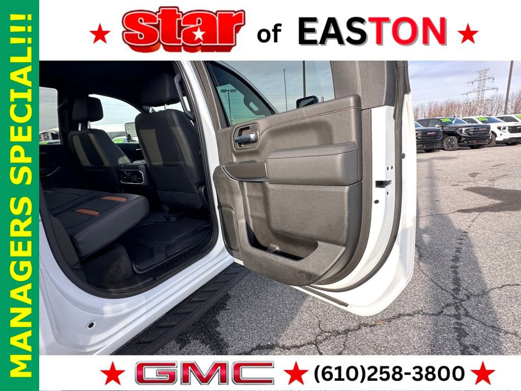 Used 2023 GMC Sierra 2500 AT4 w/ AT4 Preferred Package image 16
